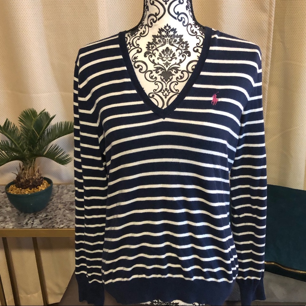 💙Ralph Lauren 💙 V-Neck Sweater